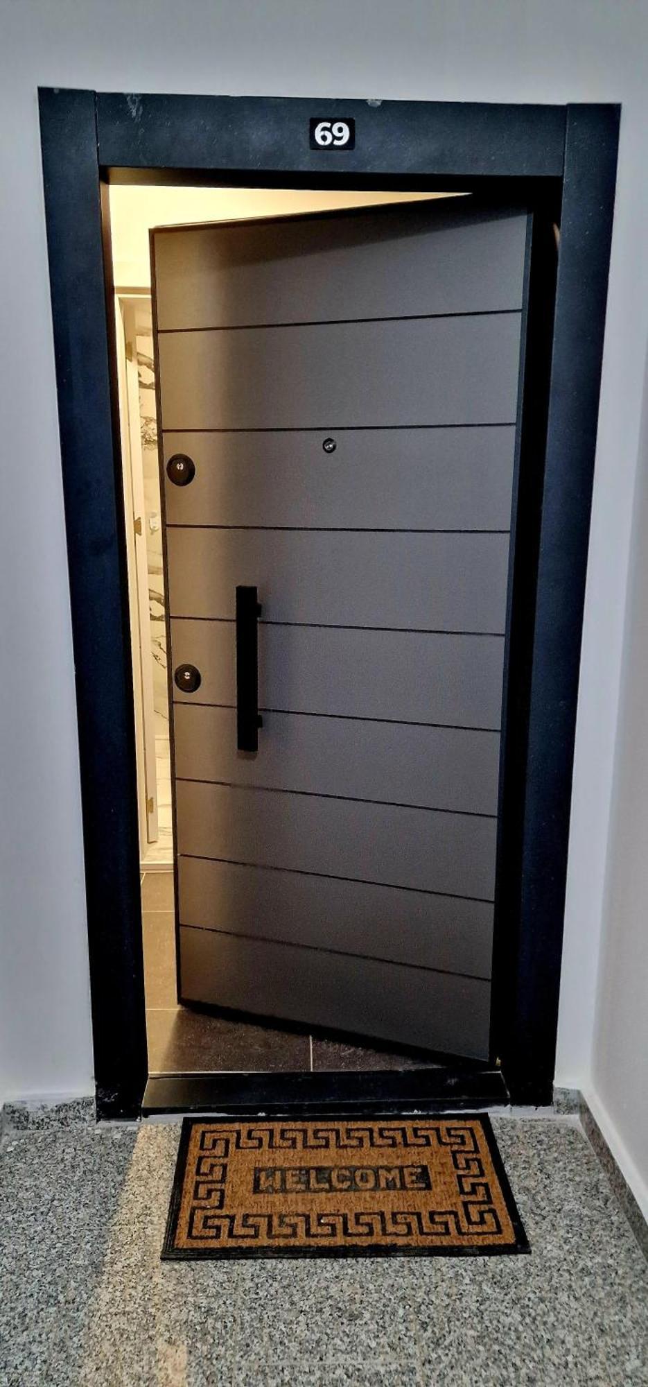 Luxury Apartment Iva VI Скопие Екстериор снимка
