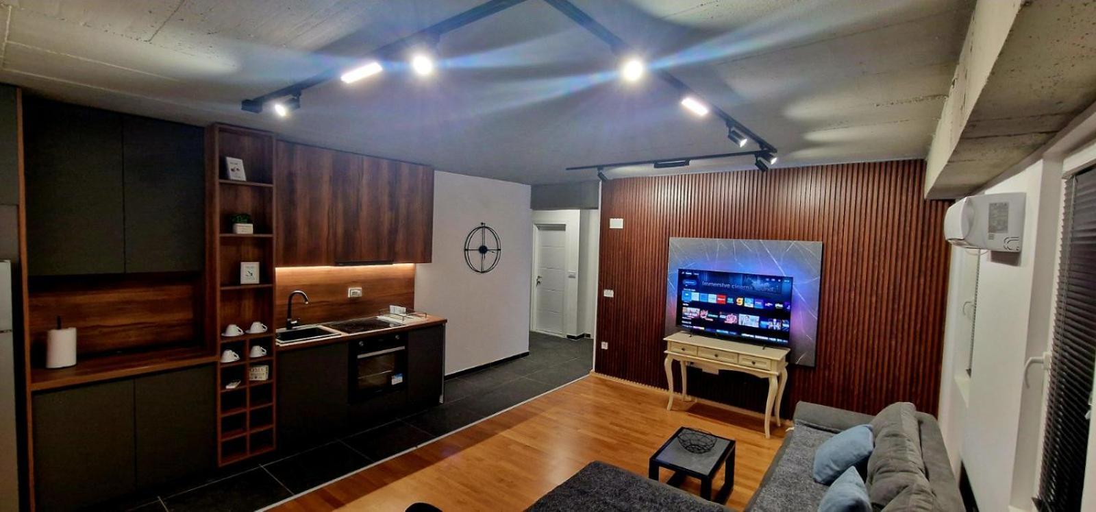 Luxury Apartment Iva VI Скопие Екстериор снимка