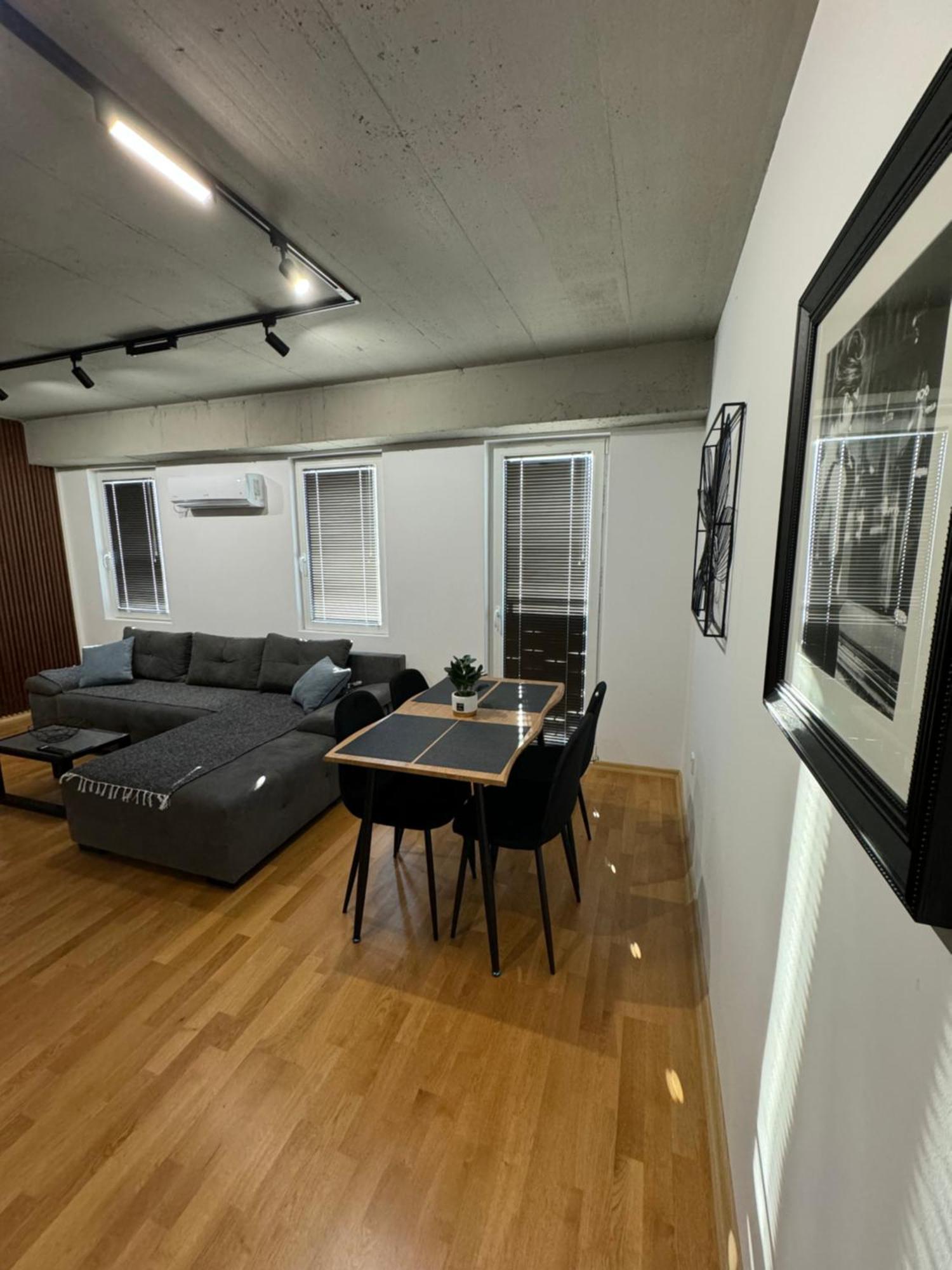 Luxury Apartment Iva VI Скопие Екстериор снимка